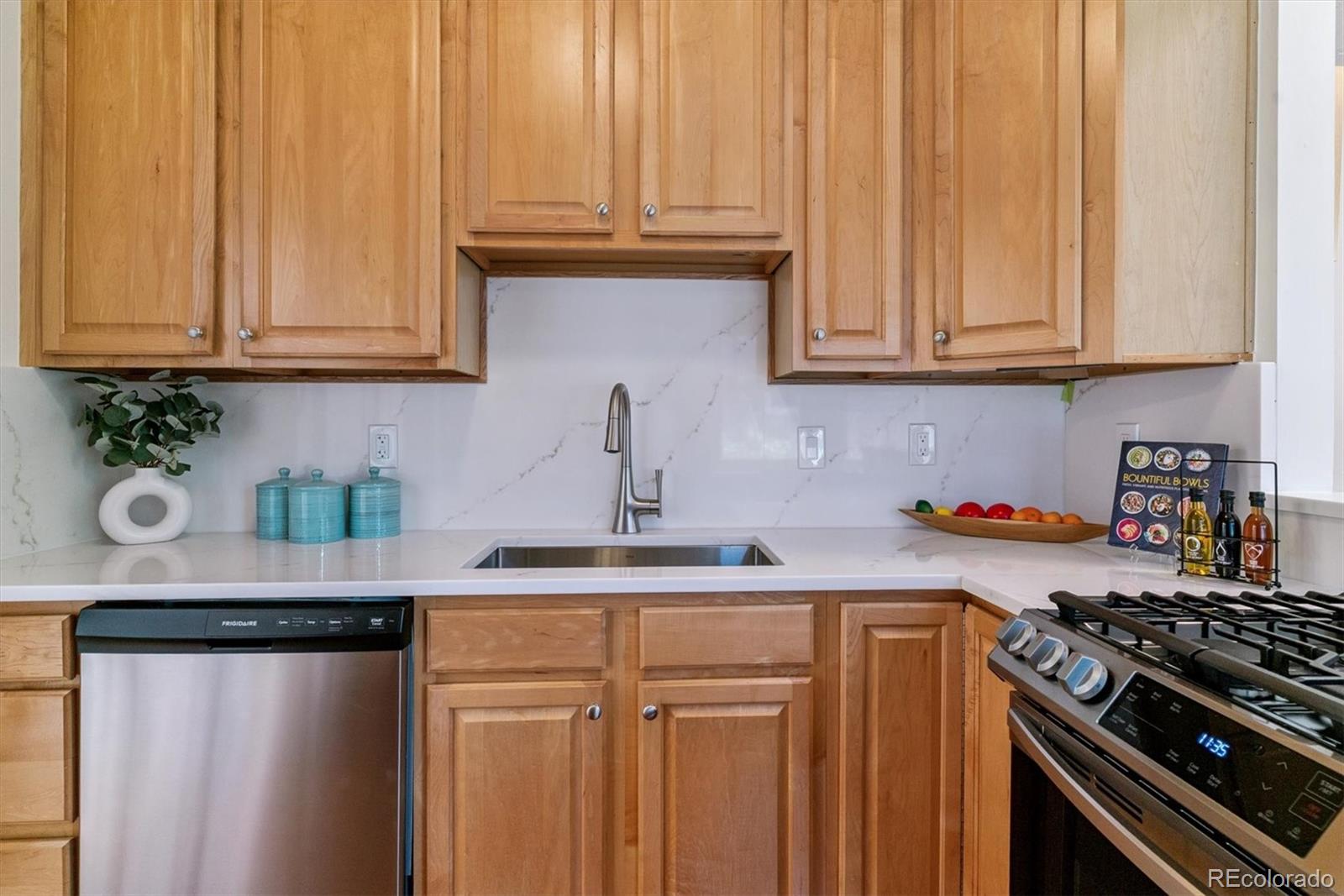 MLS Image #13 for 4559  meade street,denver, Colorado