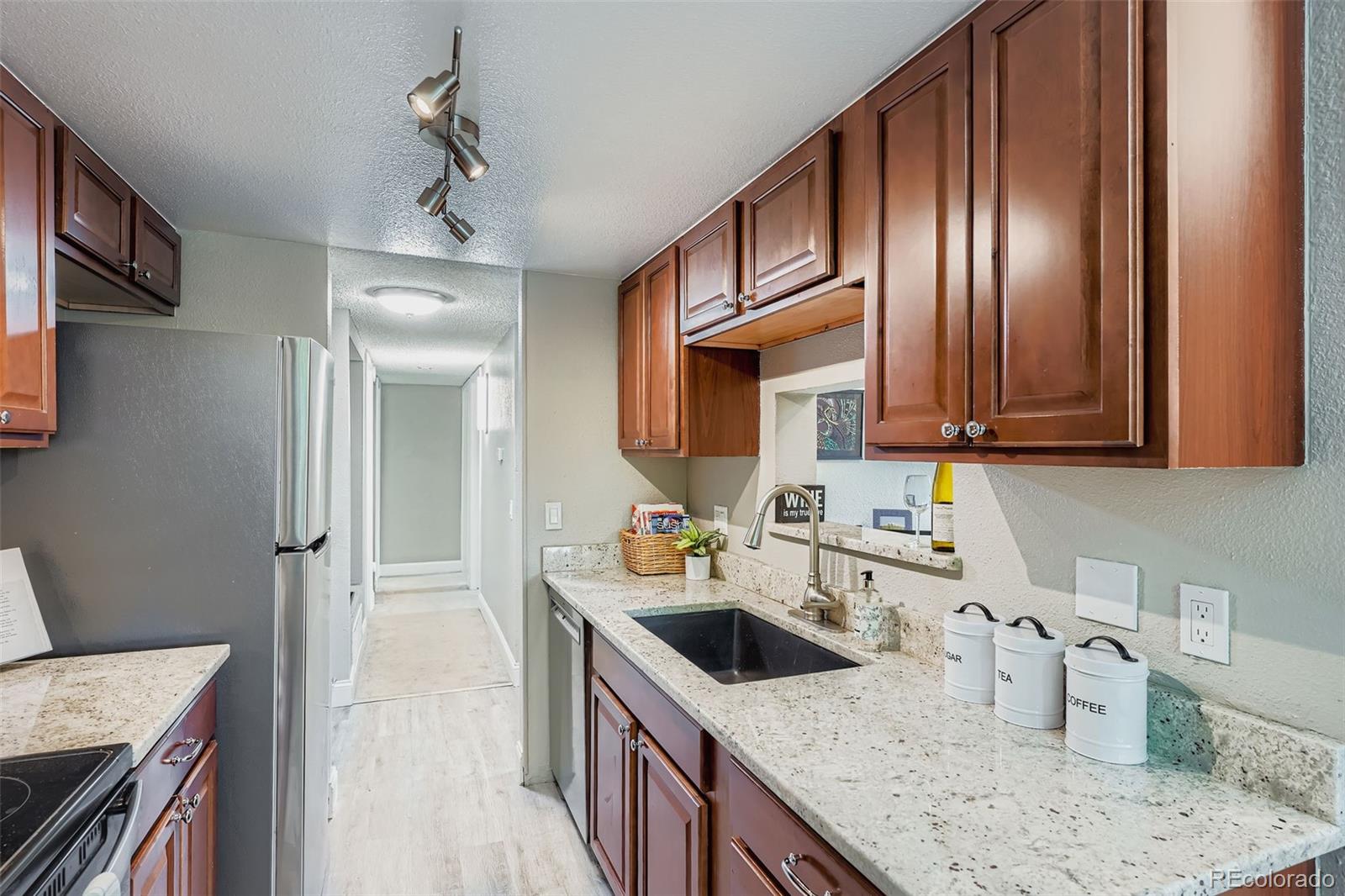 MLS Image #12 for 9817 e peakview avenue,englewood, Colorado