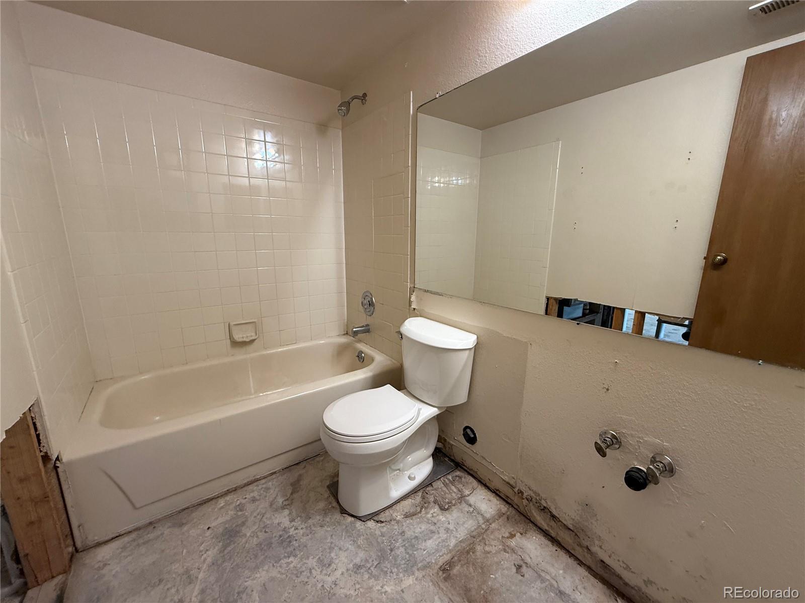 MLS Image #13 for 931 s zeno way,aurora, Colorado