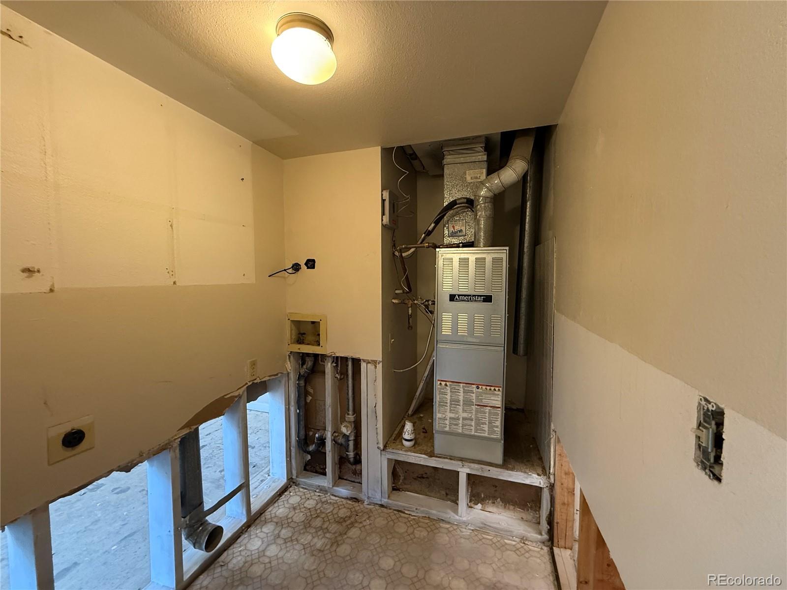 MLS Image #14 for 931 s zeno way,aurora, Colorado