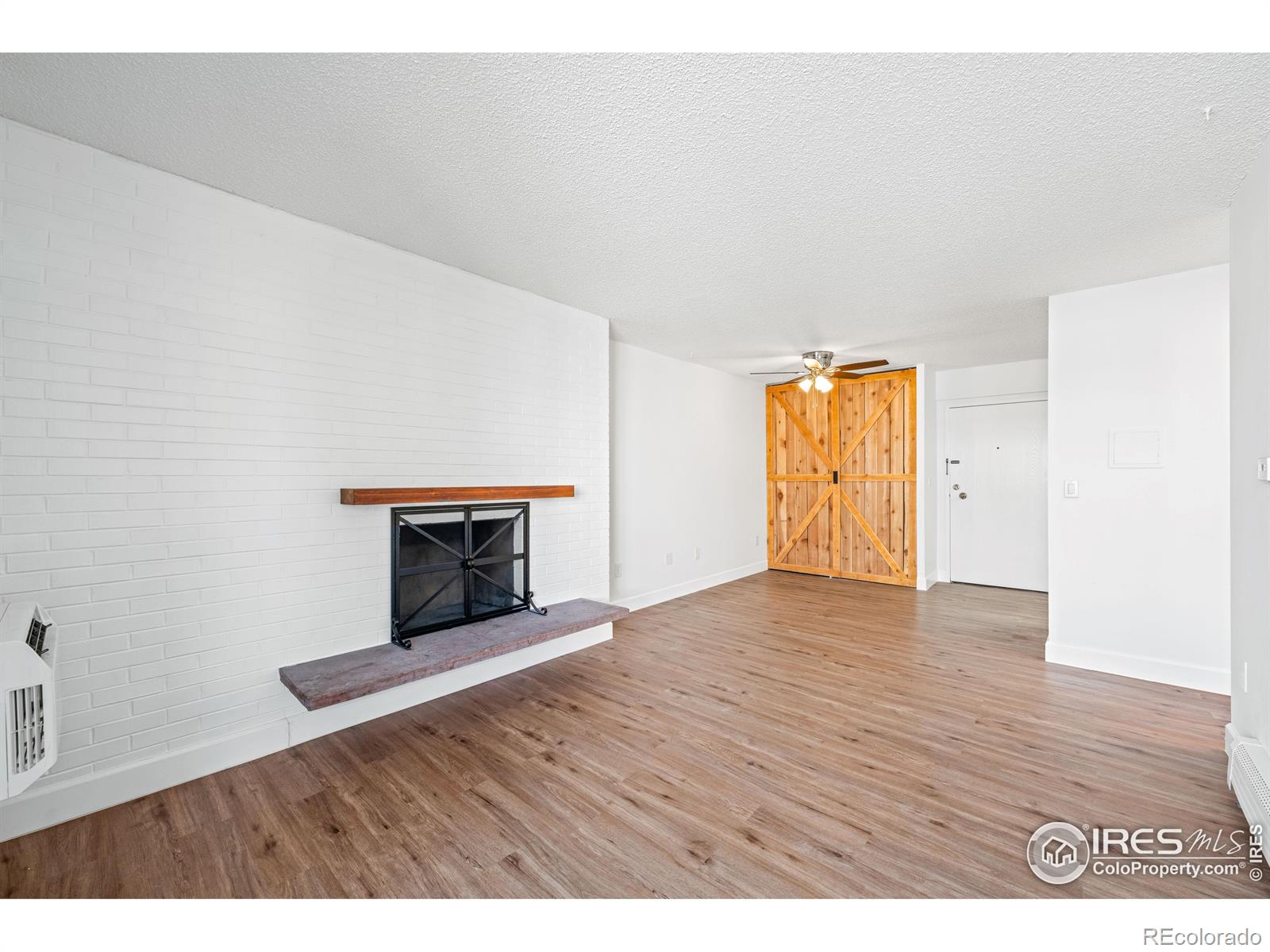 MLS Image #10 for 4110  hale parkway,denver, Colorado