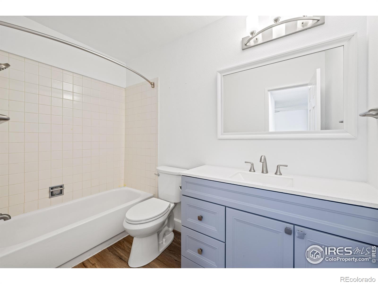 MLS Image #21 for 4110  hale parkway,denver, Colorado