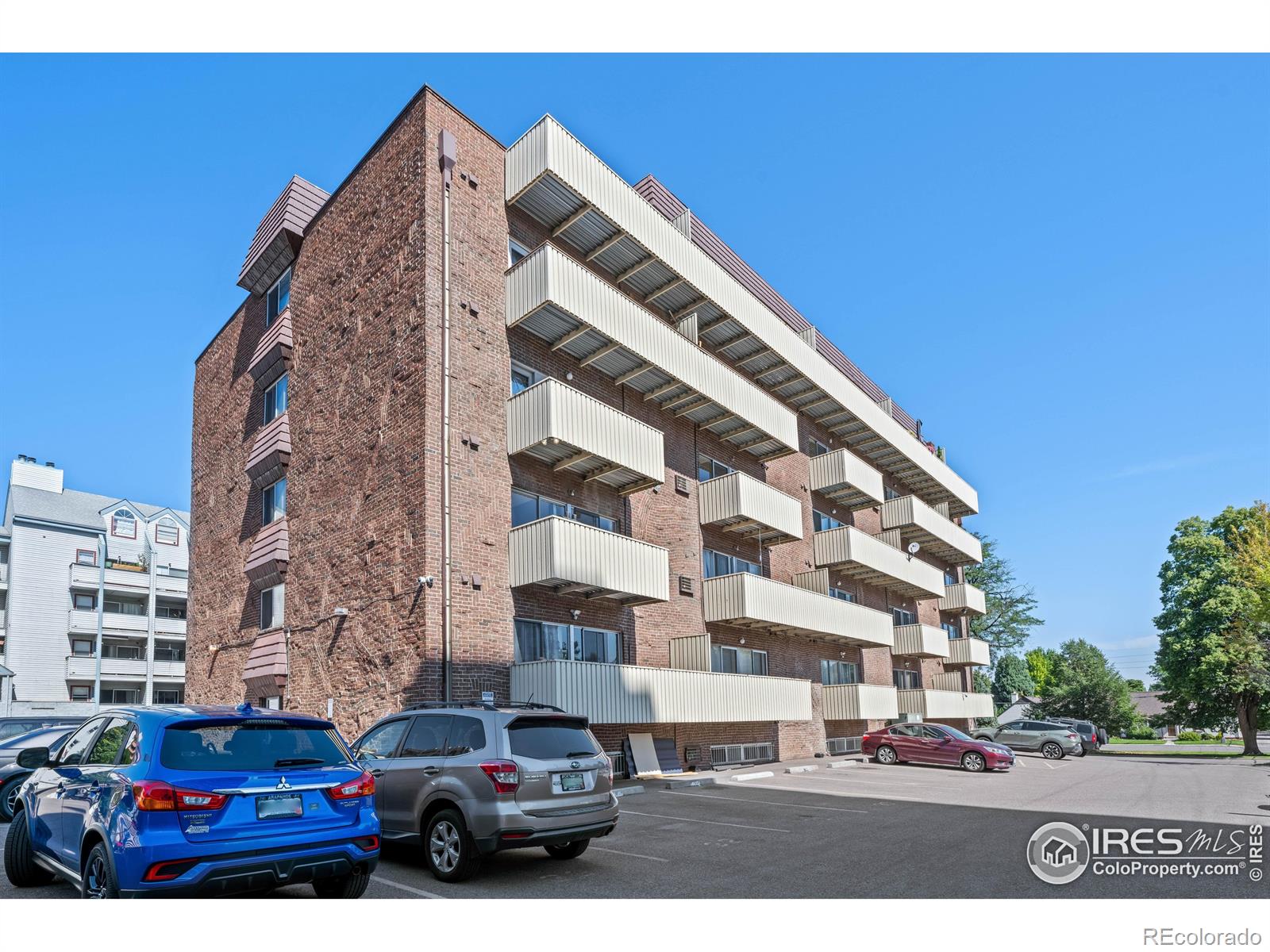 MLS Image #27 for 4110  hale parkway,denver, Colorado