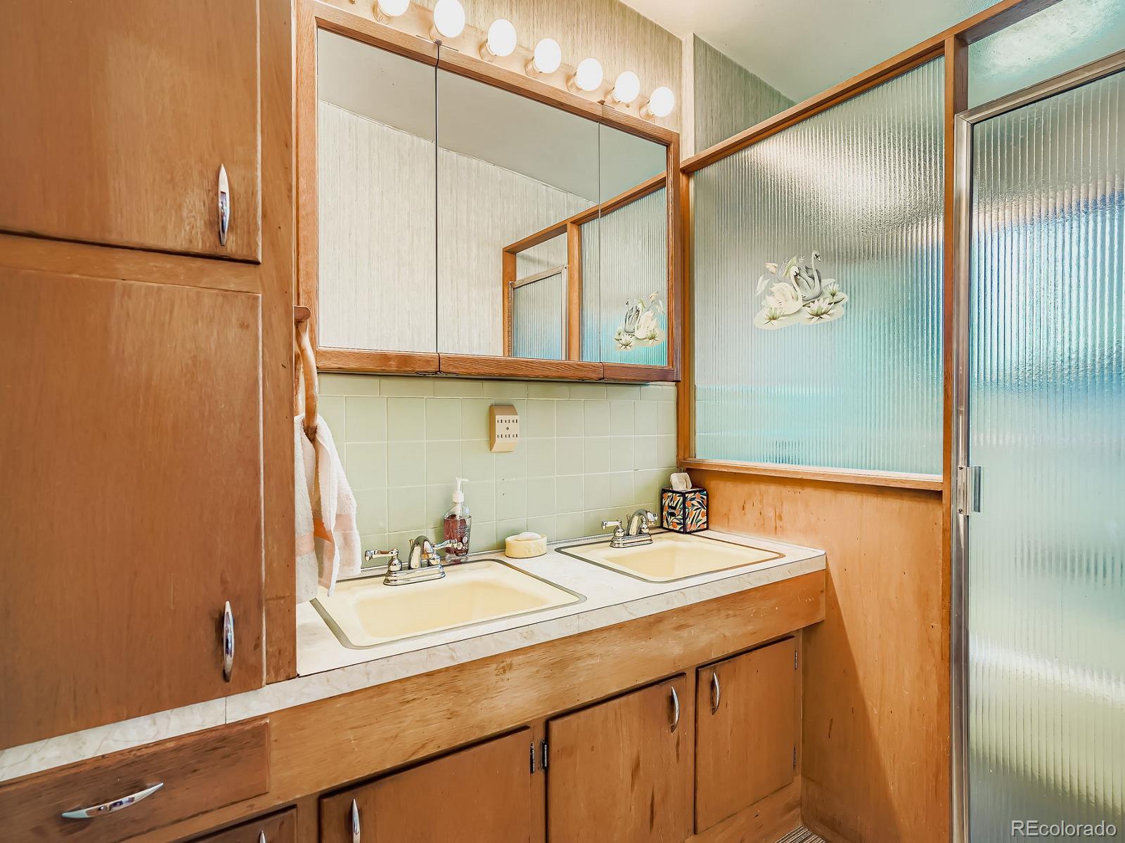 MLS Image #17 for 5470 s huron way,littleton, Colorado
