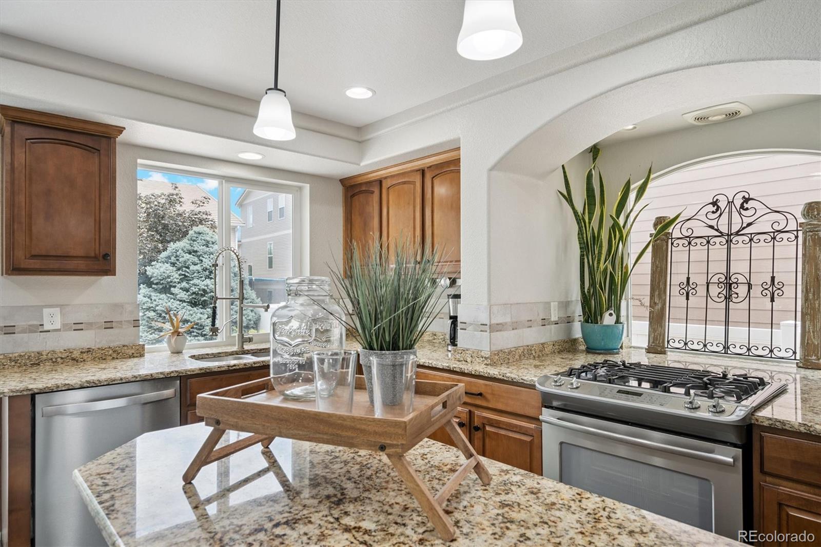 MLS Image #11 for 5072  cathay street,denver, Colorado