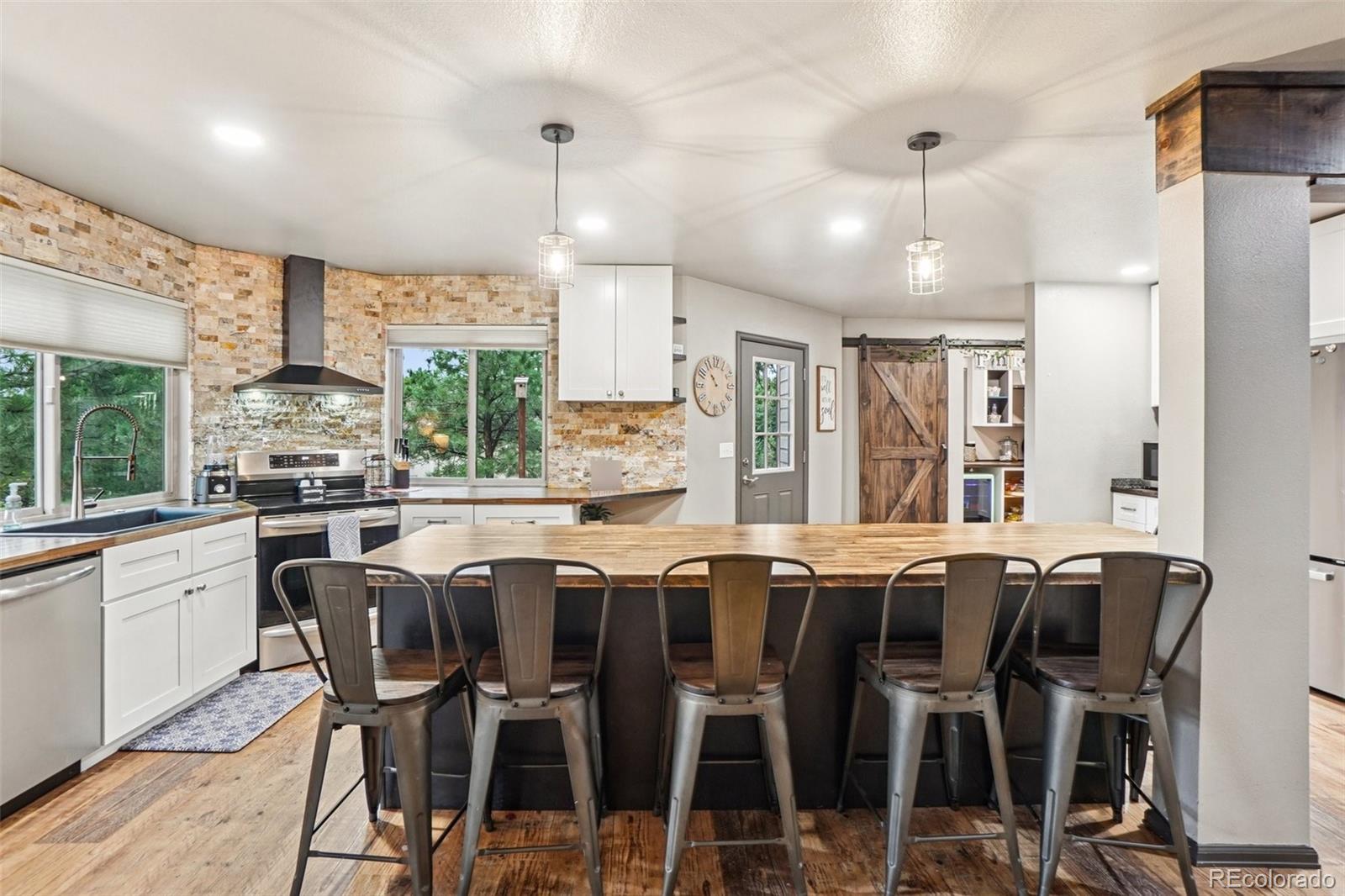 MLS Image #11 for 18555  knollwood boulevard,monument, Colorado