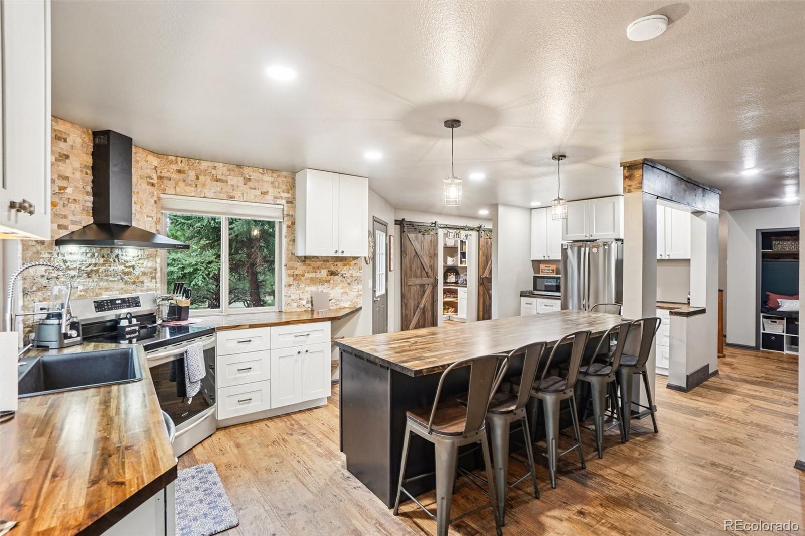 MLS Image #12 for 18555  knollwood boulevard,monument, Colorado