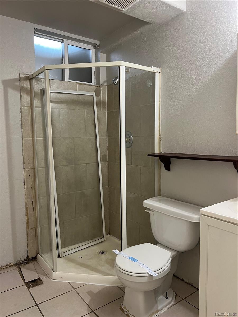 MLS Image #39 for 5526  carson street,denver, Colorado