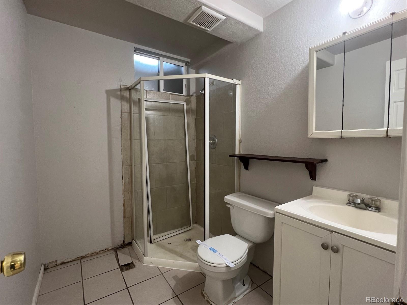 MLS Image #40 for 5526  carson street,denver, Colorado