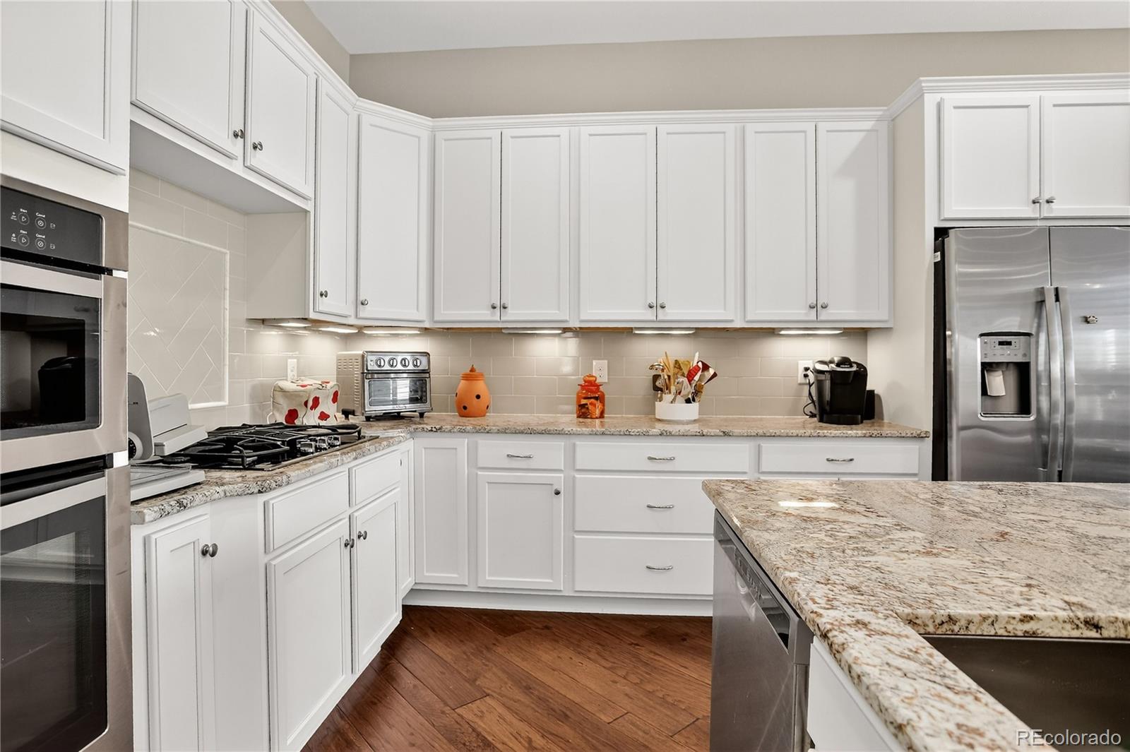 MLS Image #12 for 15797  fishers peak drive,broomfield, Colorado