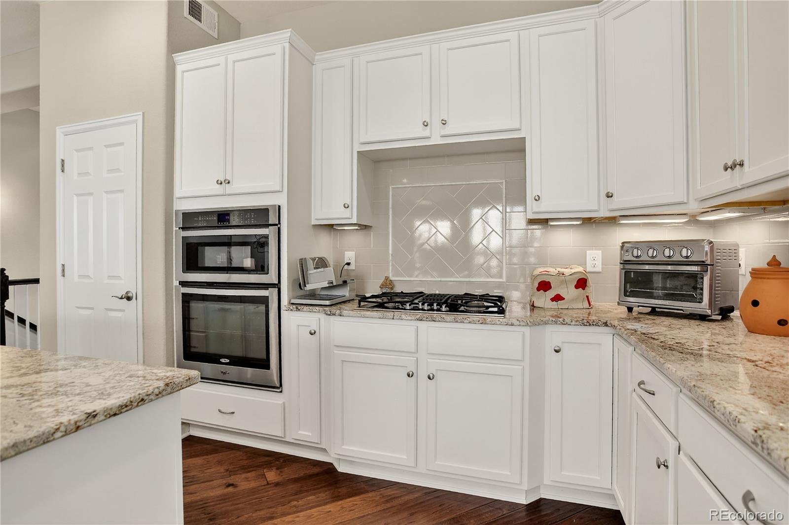MLS Image #13 for 15797  fishers peak drive,broomfield, Colorado
