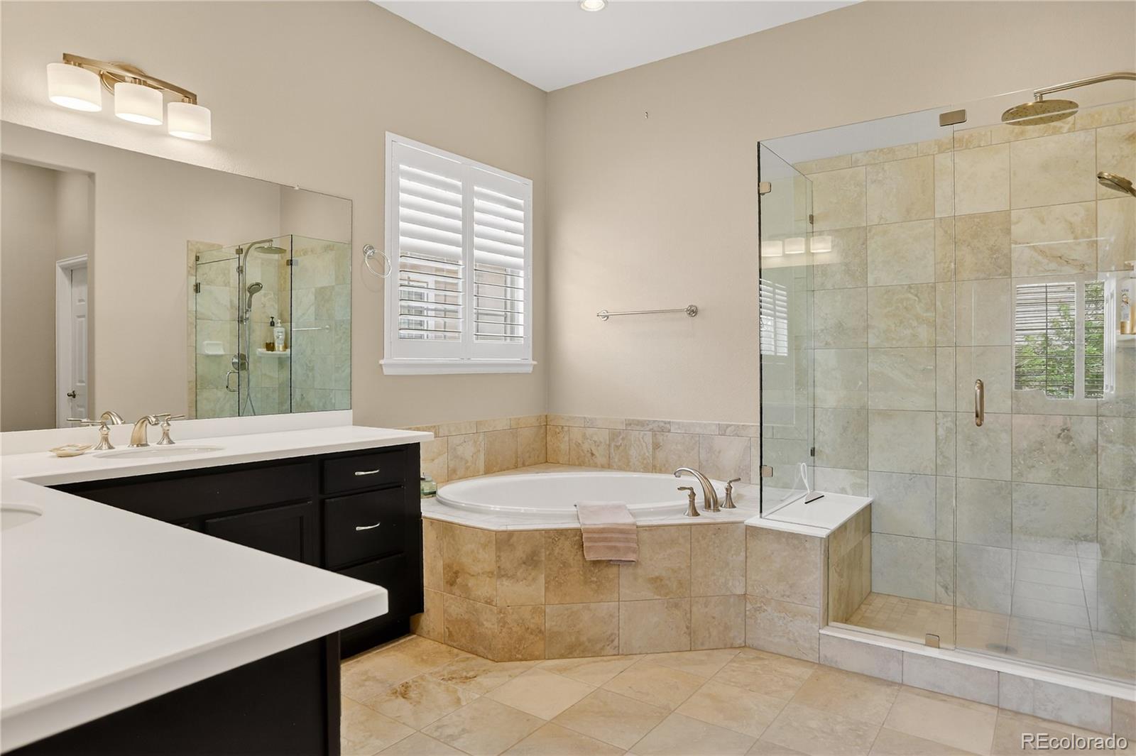MLS Image #17 for 15797  fishers peak drive,broomfield, Colorado