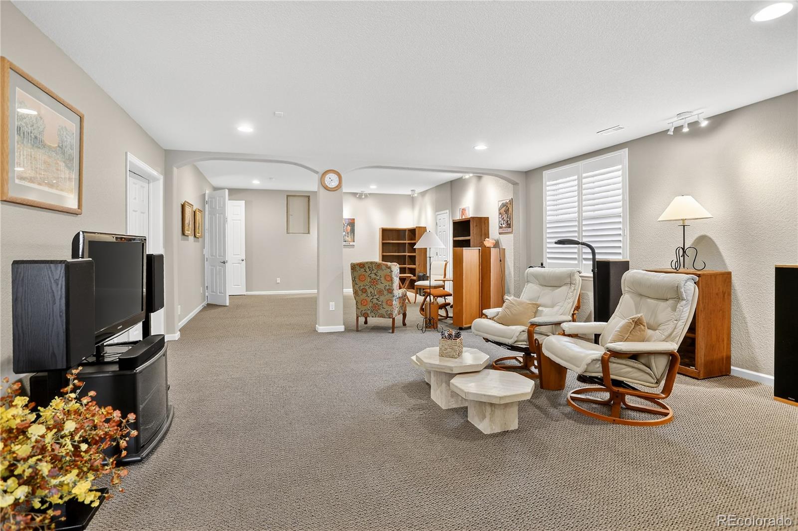 MLS Image #23 for 15797  fishers peak drive,broomfield, Colorado