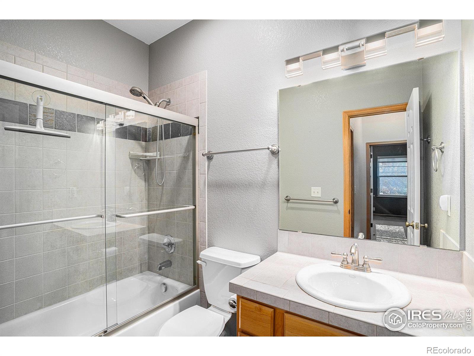 MLS Image #16 for 1050  fairfield avenue,windsor, Colorado