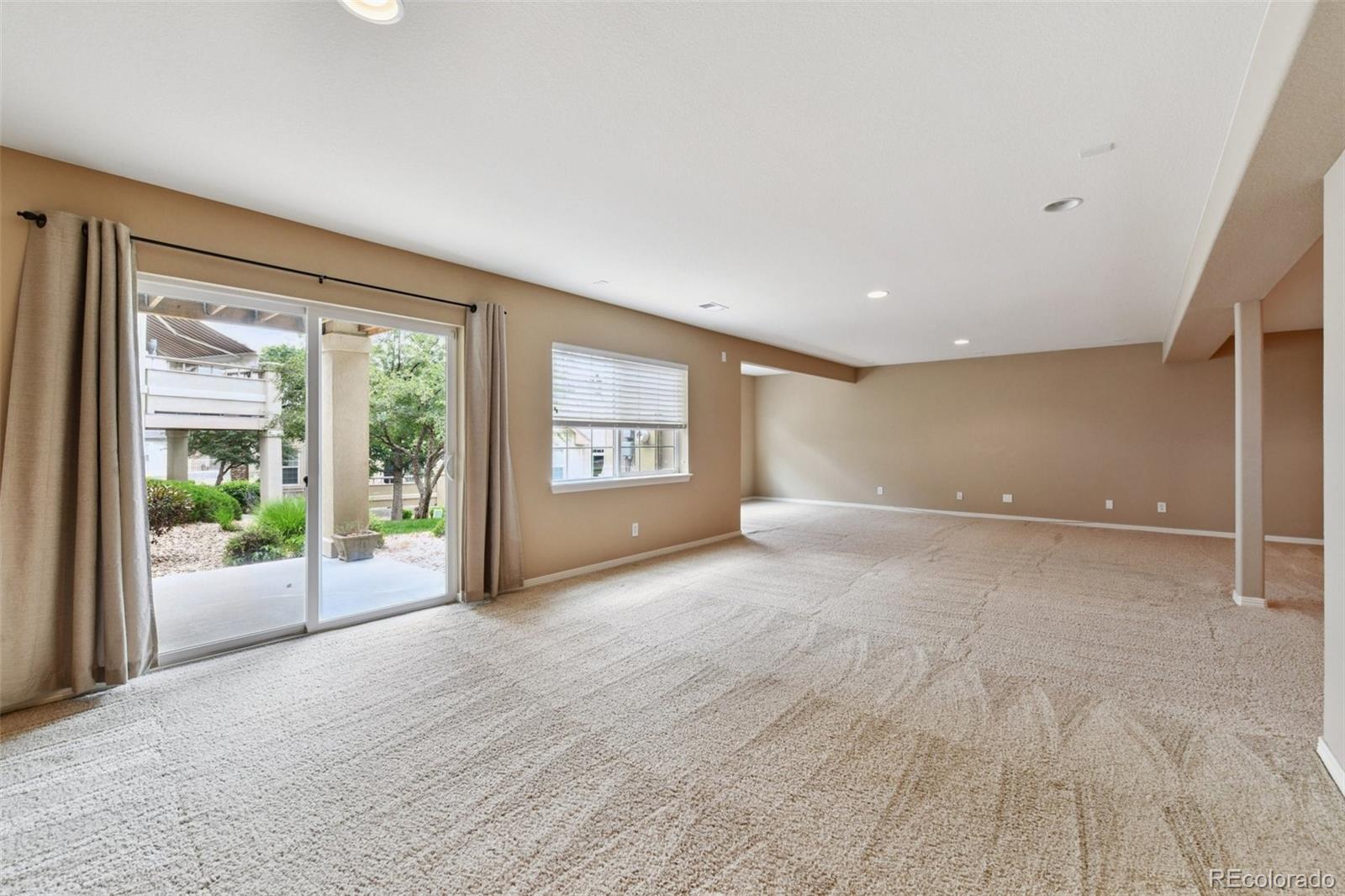 MLS Image #17 for 22296 e euclid place,aurora, Colorado