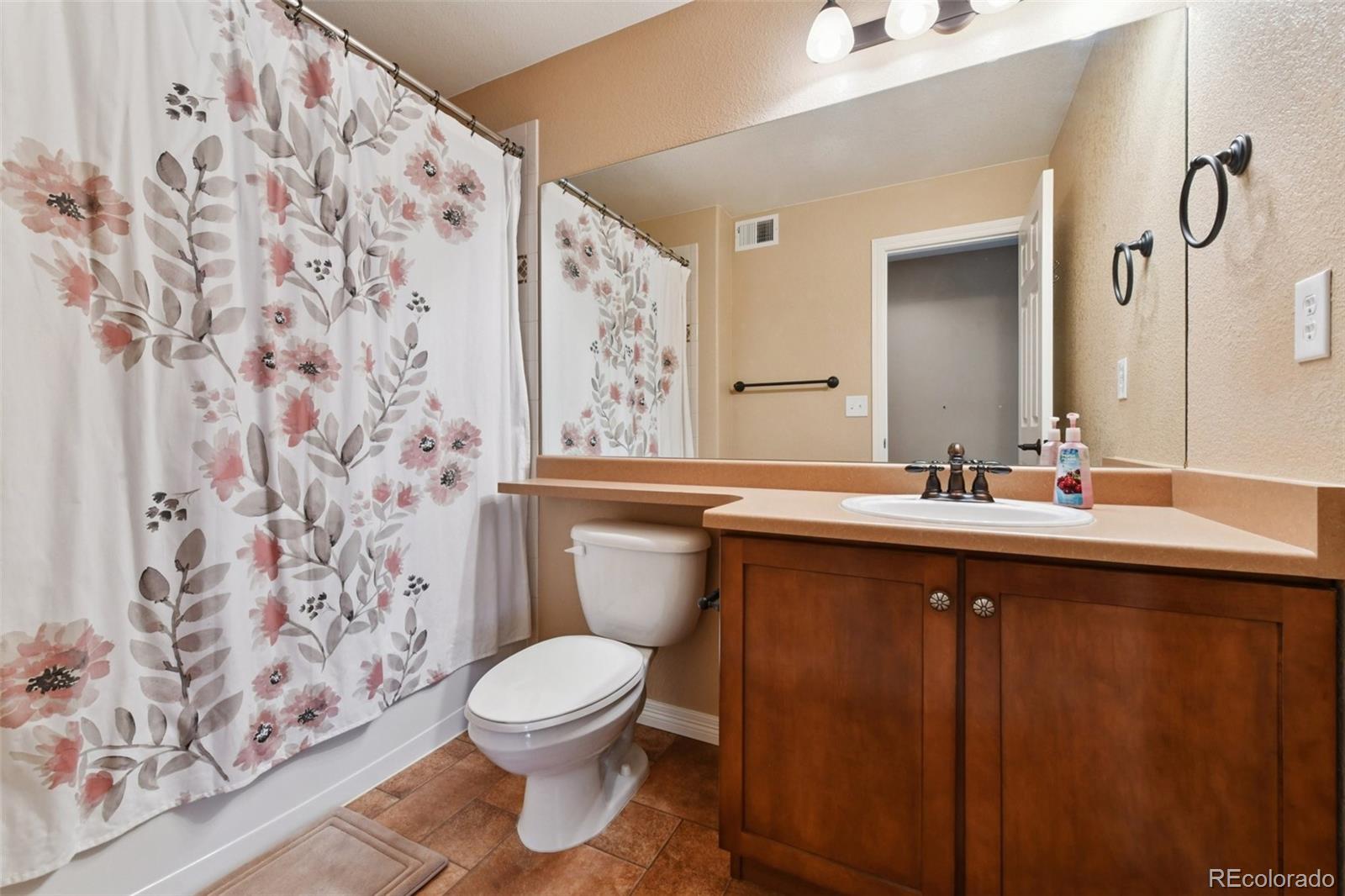 MLS Image #19 for 22296 e euclid place,aurora, Colorado
