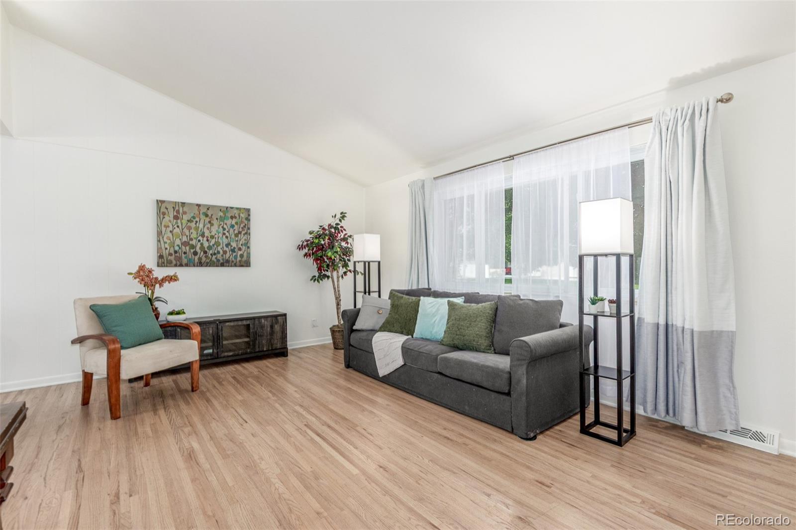 MLS Image #2 for 5853  urban court,arvada, Colorado