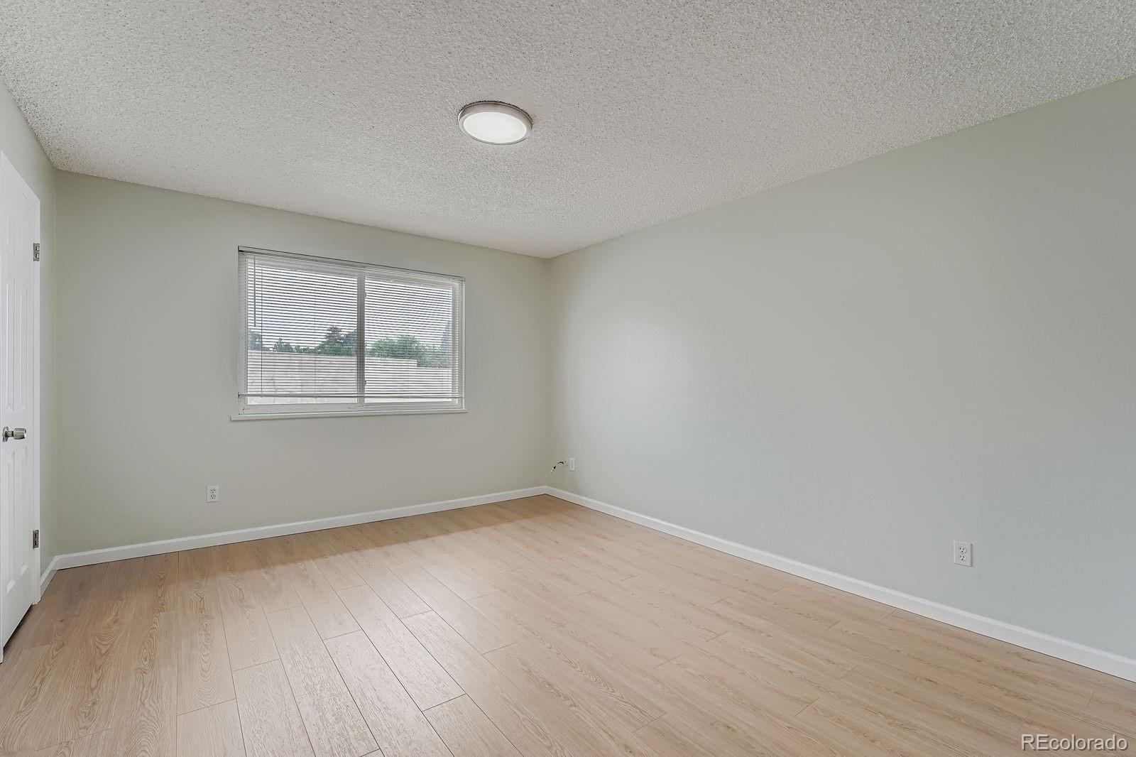 MLS Image #6 for 3855 s monaco st pkwy,denver, Colorado