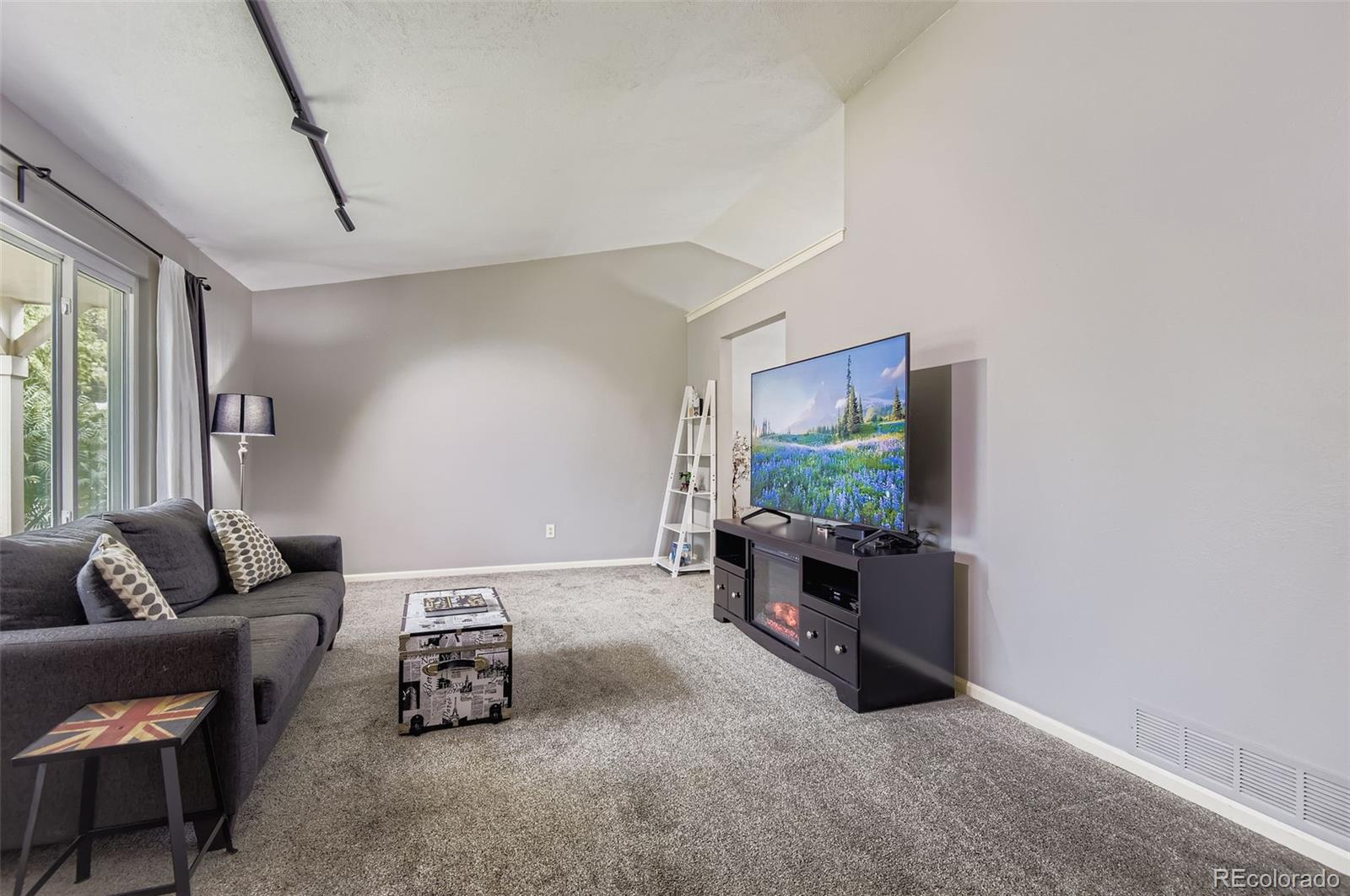 MLS Image #5 for 1191 s joplin street,aurora, Colorado