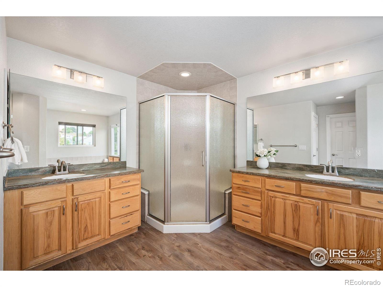 MLS Image #29 for 9467 w plymouth avenue,littleton, Colorado