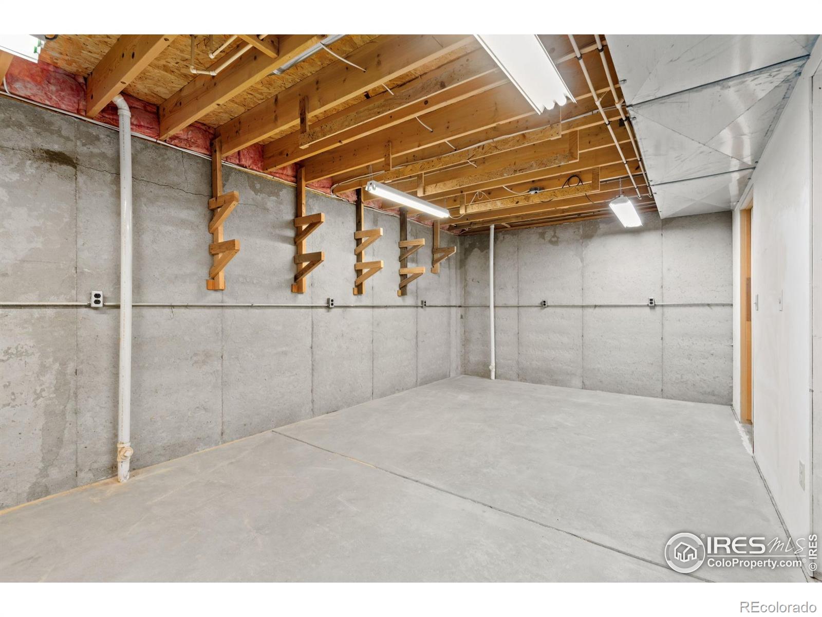 MLS Image #16 for 1213  silk oak court,fort collins, Colorado