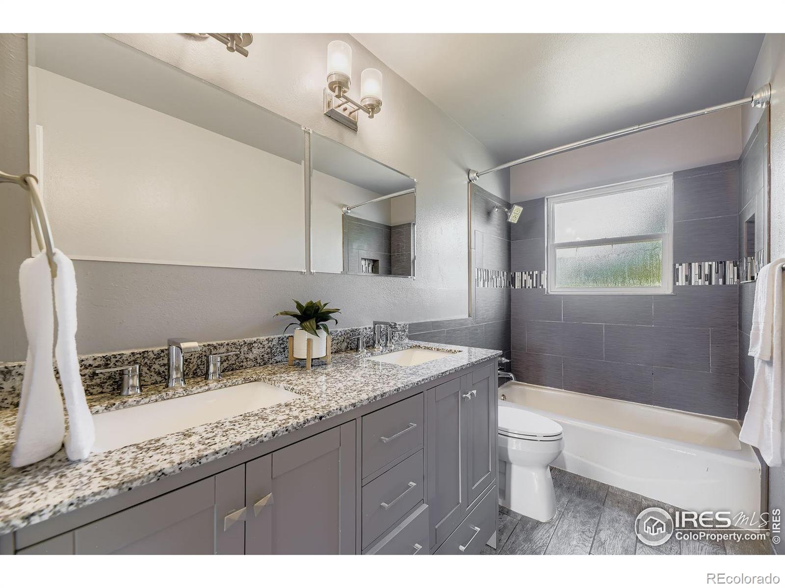 MLS Image #12 for 3113 s independence court,lakewood, Colorado