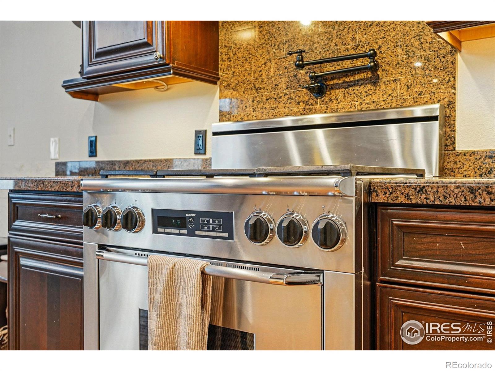 MLS Image #11 for 531  sky trail road,boulder, Colorado