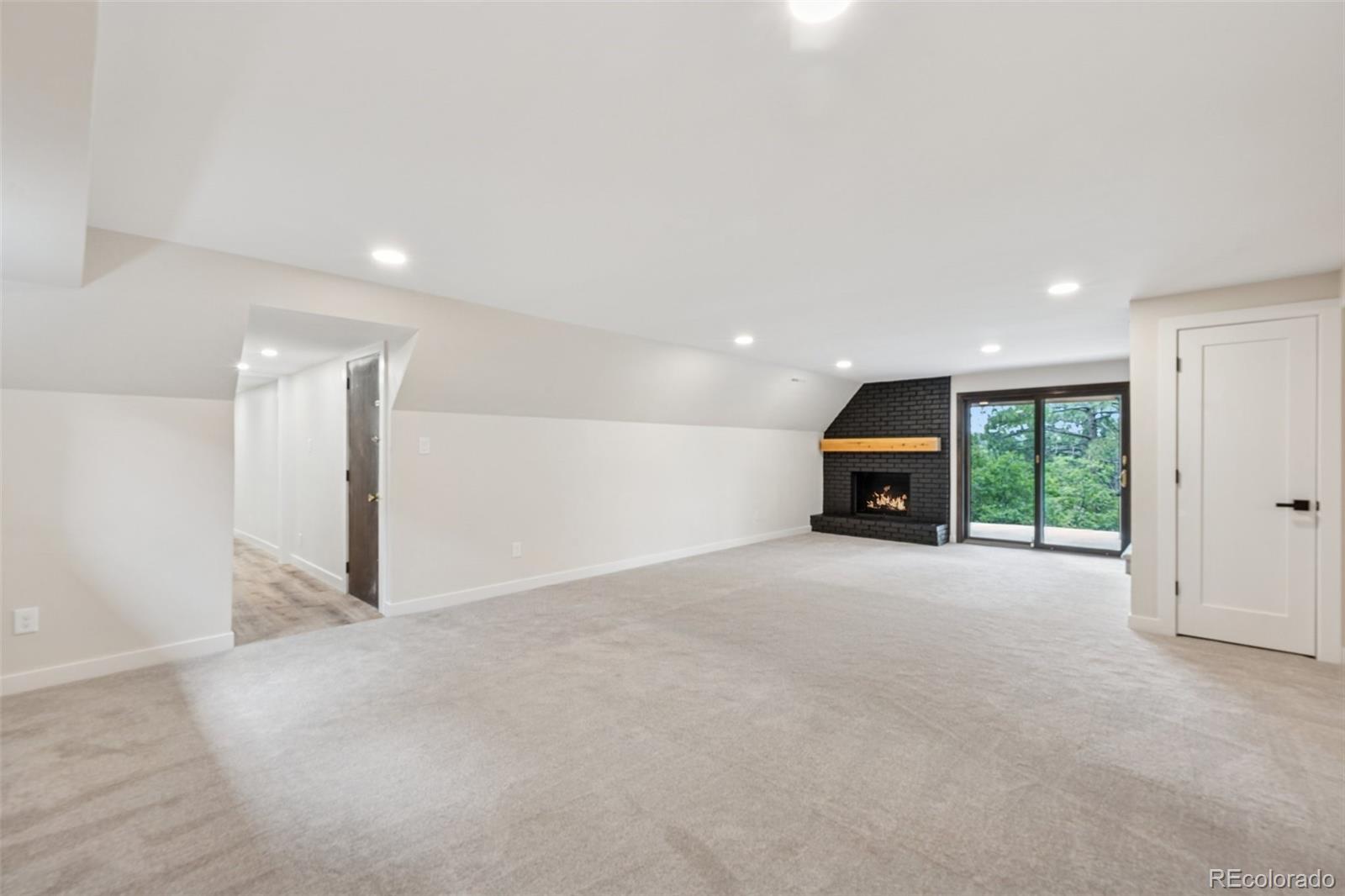 MLS Image #21 for 4307  meadowview court,colorado springs, Colorado