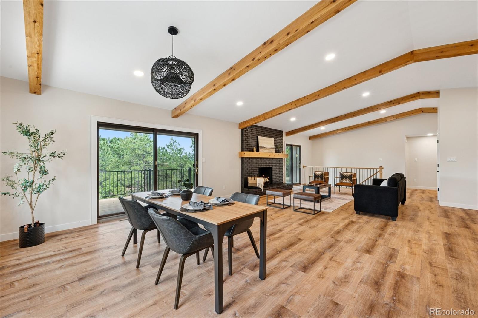 MLS Image #5 for 4307  meadowview court,colorado springs, Colorado
