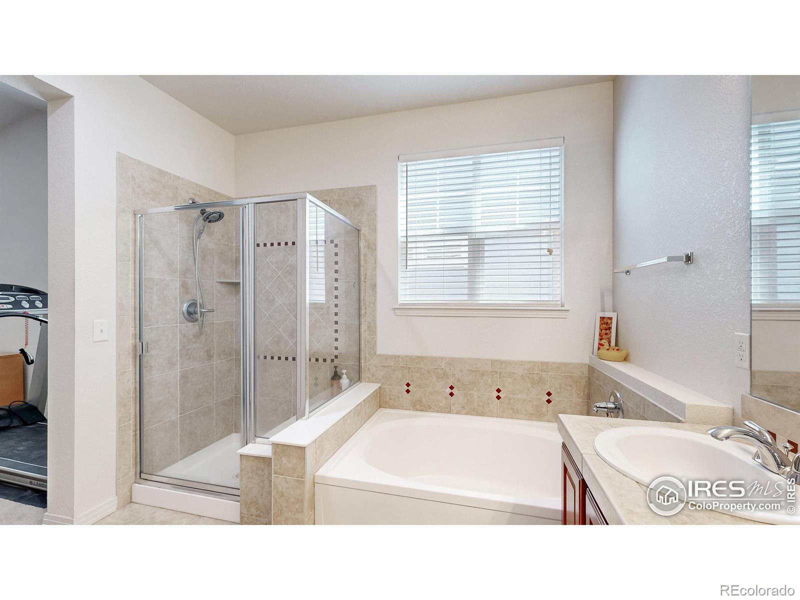 MLS Image #17 for 14230  lakeview lane,broomfield, Colorado