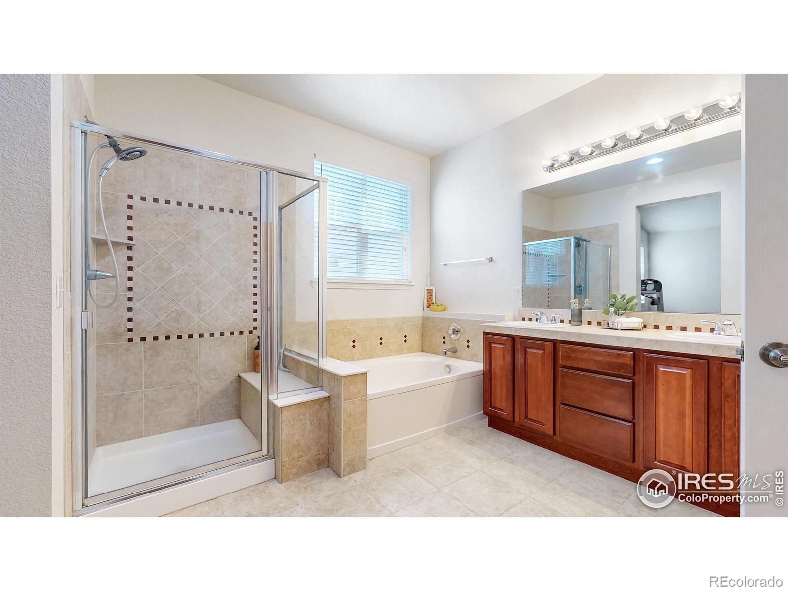 MLS Image #18 for 14230  lakeview lane,broomfield, Colorado