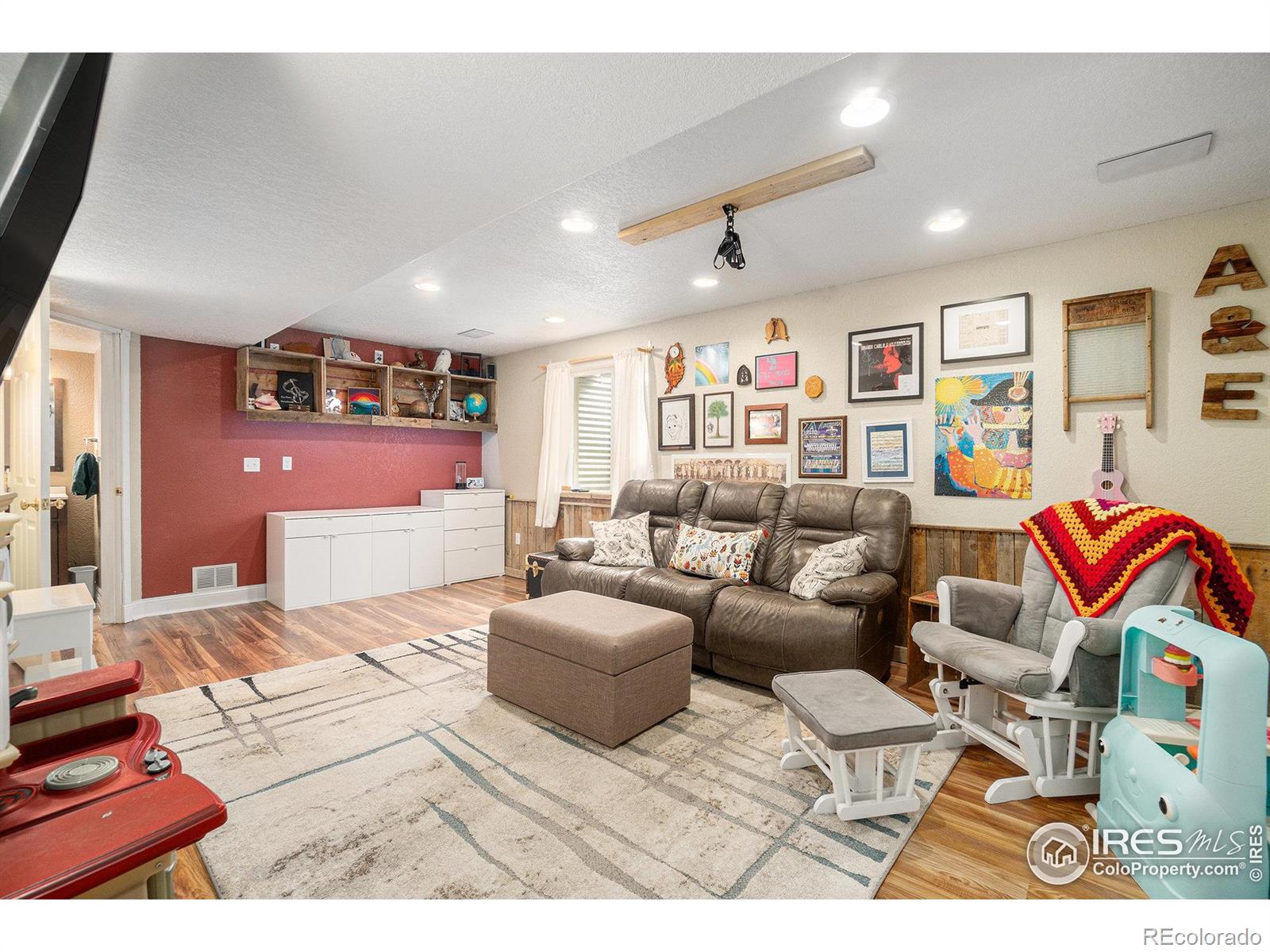 MLS Image #17 for 1220  fairfield avenue,windsor, Colorado