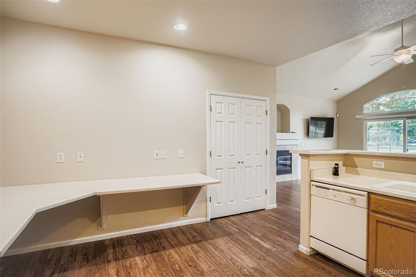 MLS Image #12 for 14400  albrook drive,denver, Colorado