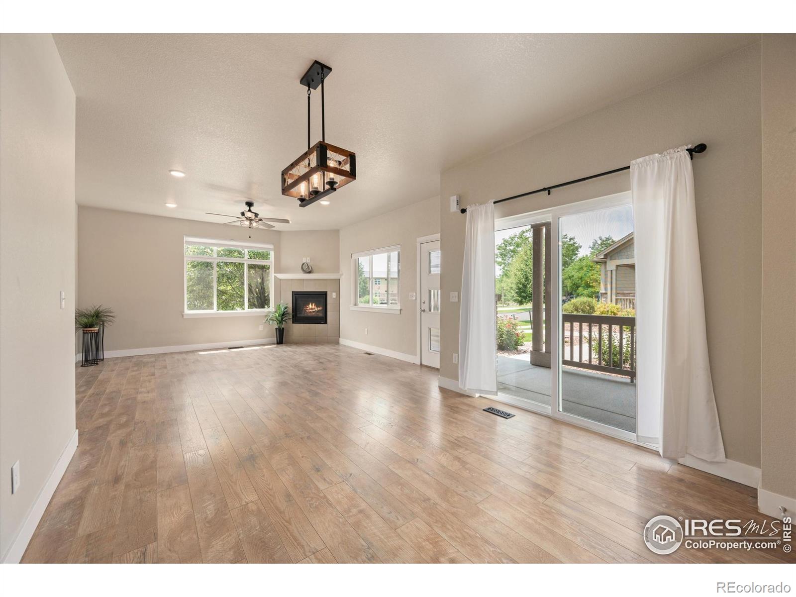MLS Image #4 for 2608  kansas drive,fort collins, Colorado