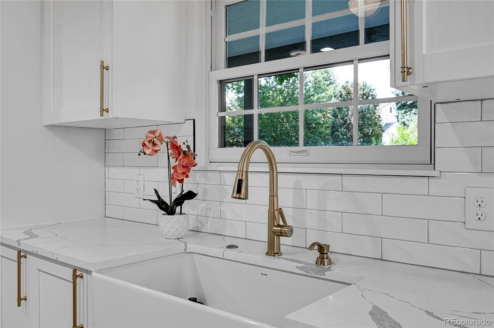 MLS Image #12 for 3821 s magnolia way,denver, Colorado
