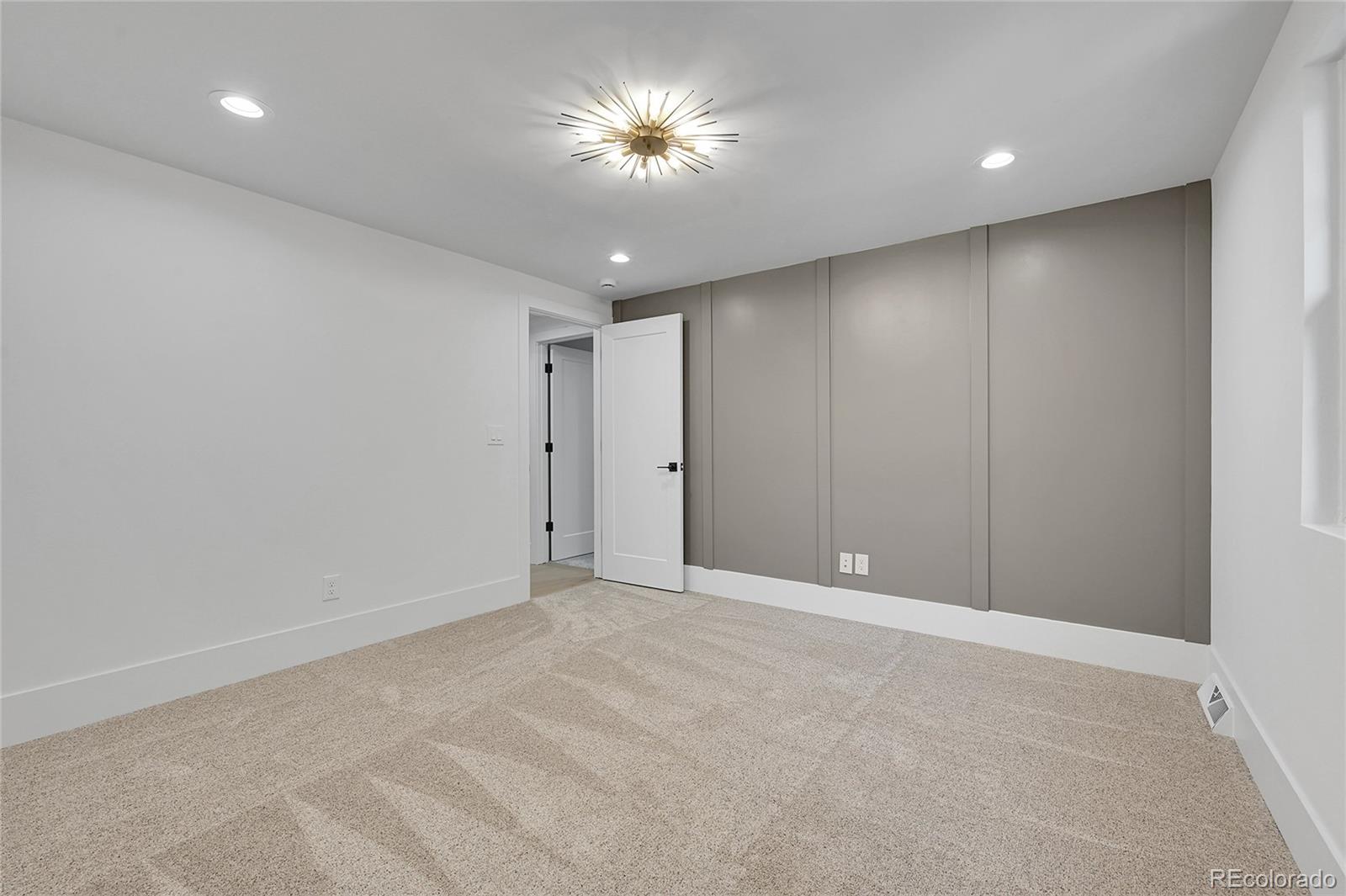 MLS Image #21 for 3821 s magnolia way,denver, Colorado