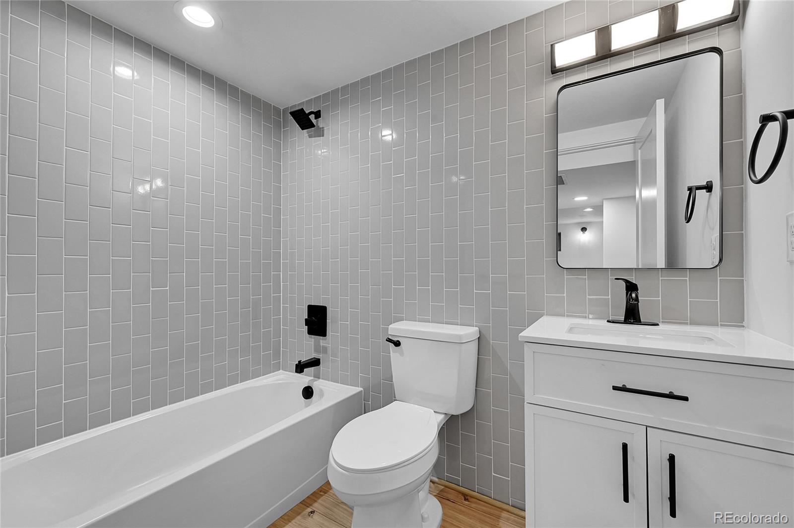 MLS Image #33 for 3821 s magnolia way,denver, Colorado