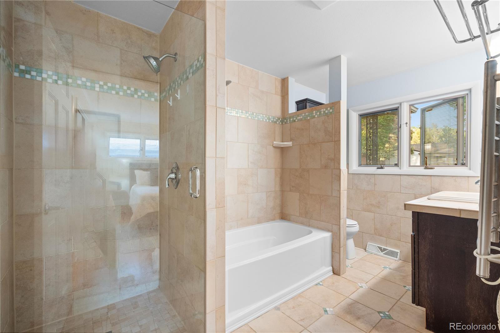 MLS Image #18 for 3223 s columbine street,denver, Colorado