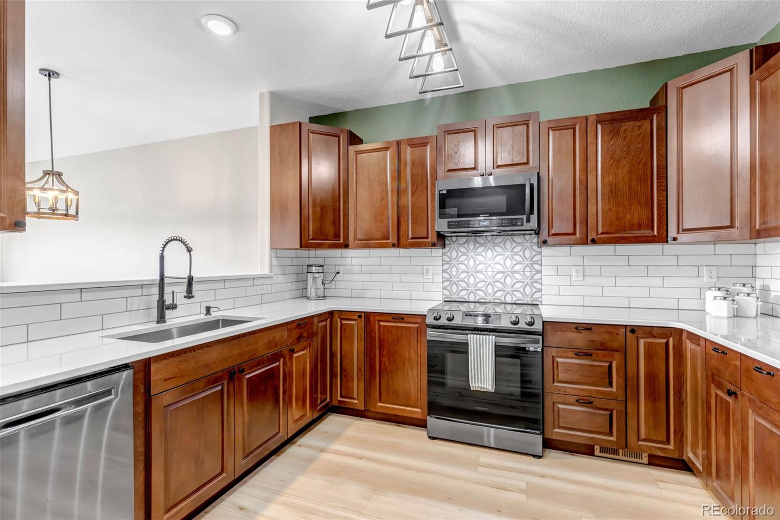 MLS Image #38 for 5902  chorus heights,colorado springs, Colorado