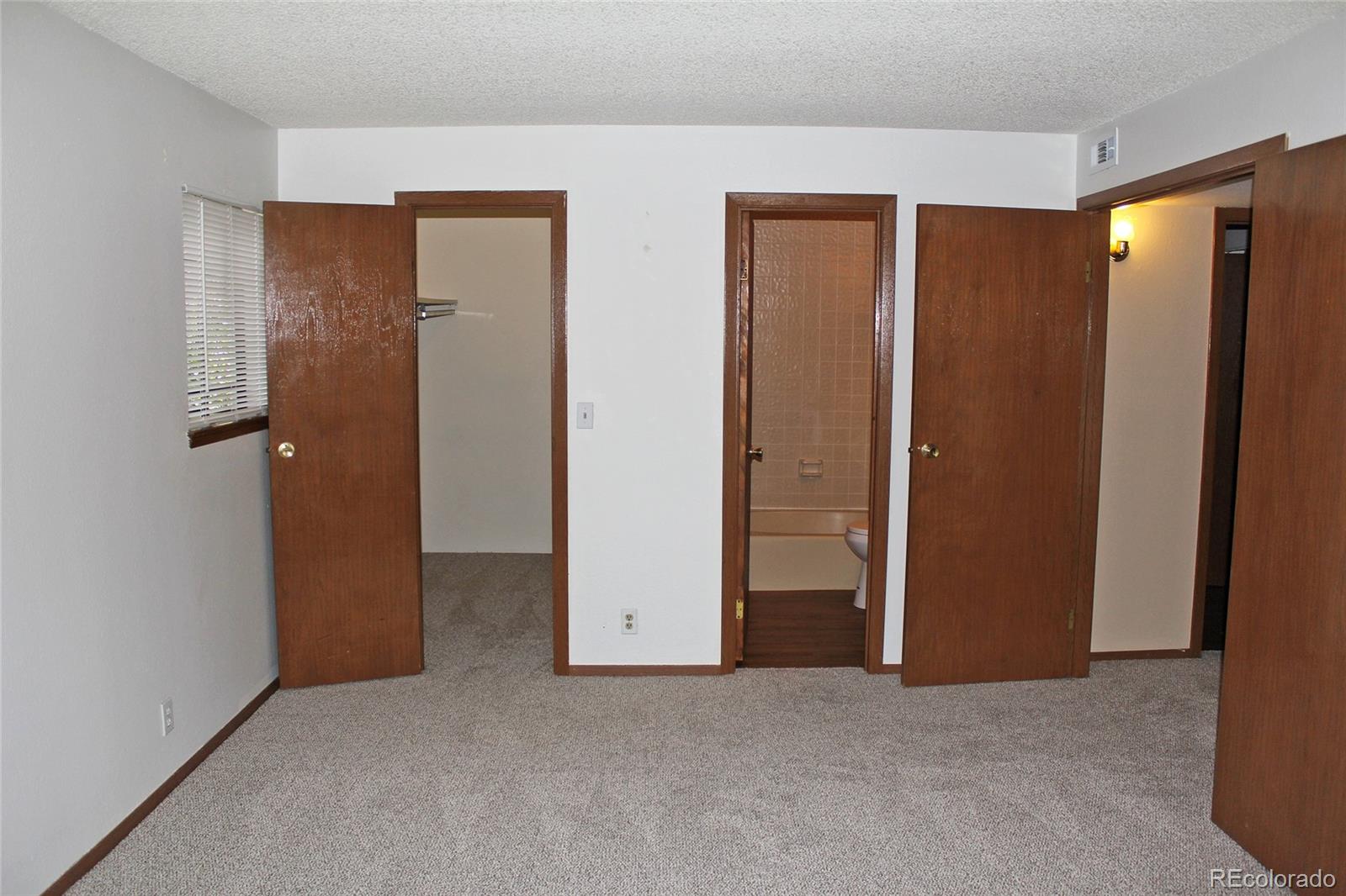 MLS Image #11 for 907 s yampa street,aurora, Colorado