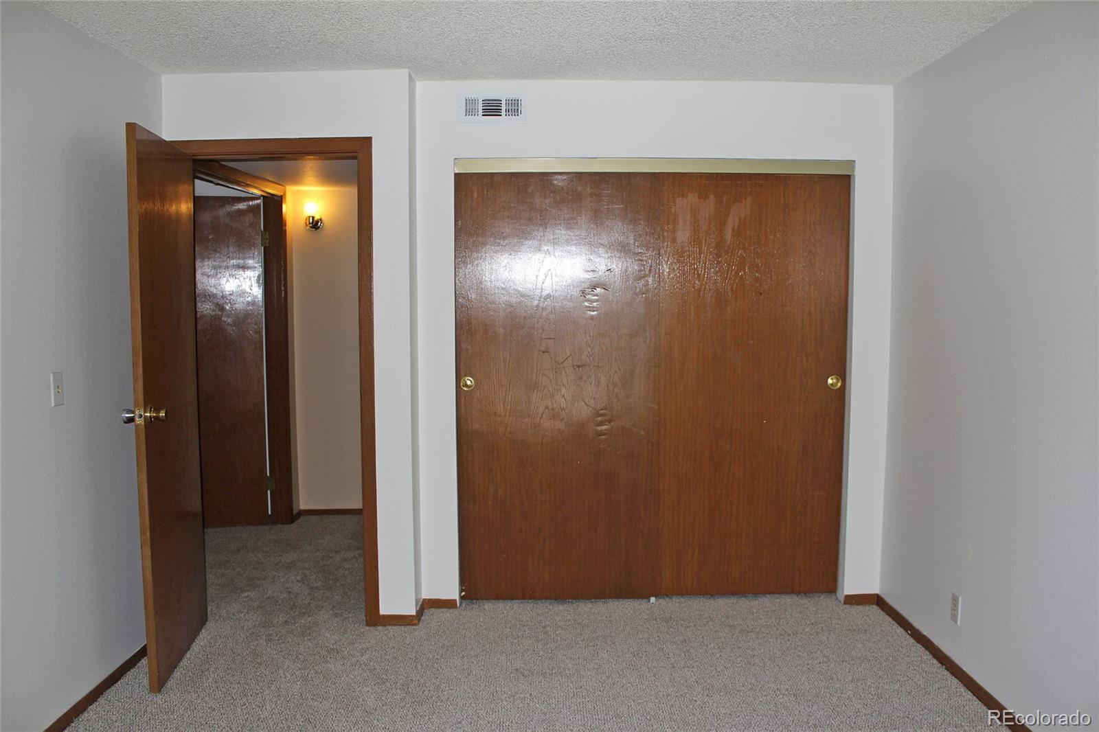 MLS Image #15 for 907 s yampa street,aurora, Colorado