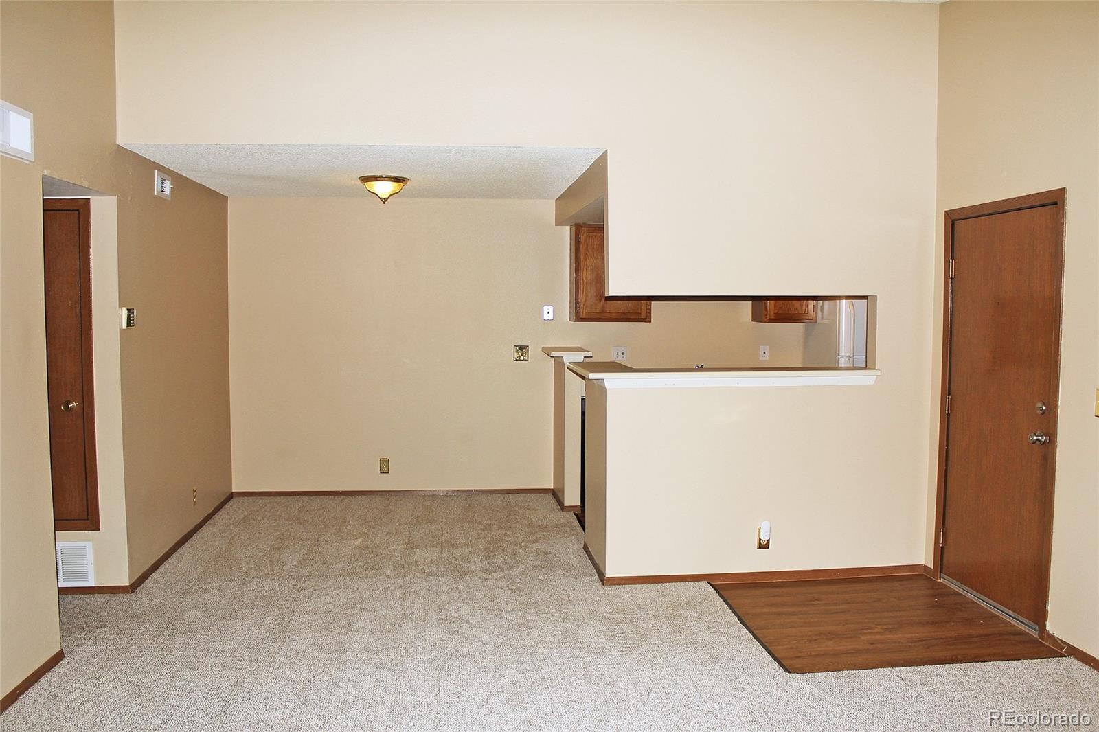 MLS Image #4 for 907 s yampa street,aurora, Colorado