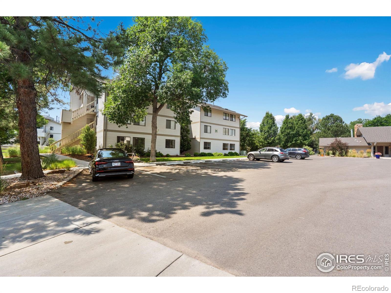 MLS Image #17 for 1705  heatheridge road,fort collins, Colorado
