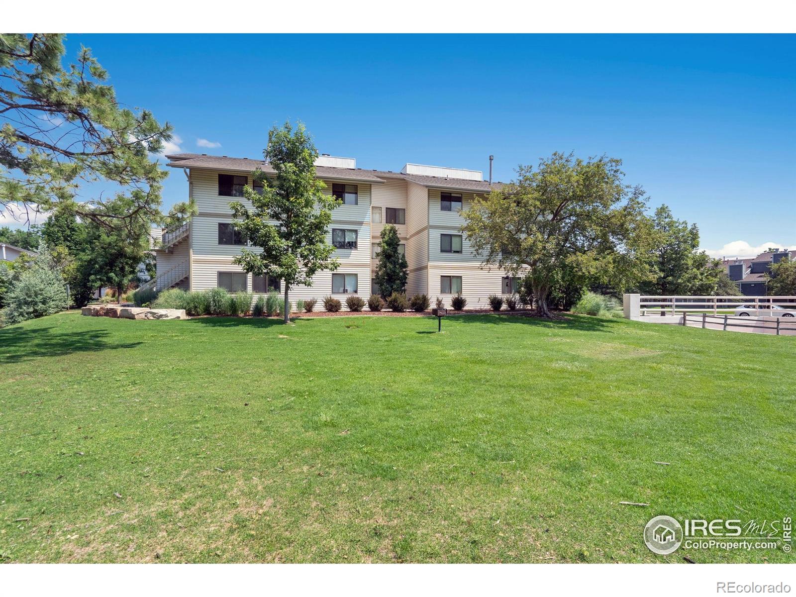 MLS Image #20 for 1705  heatheridge road,fort collins, Colorado