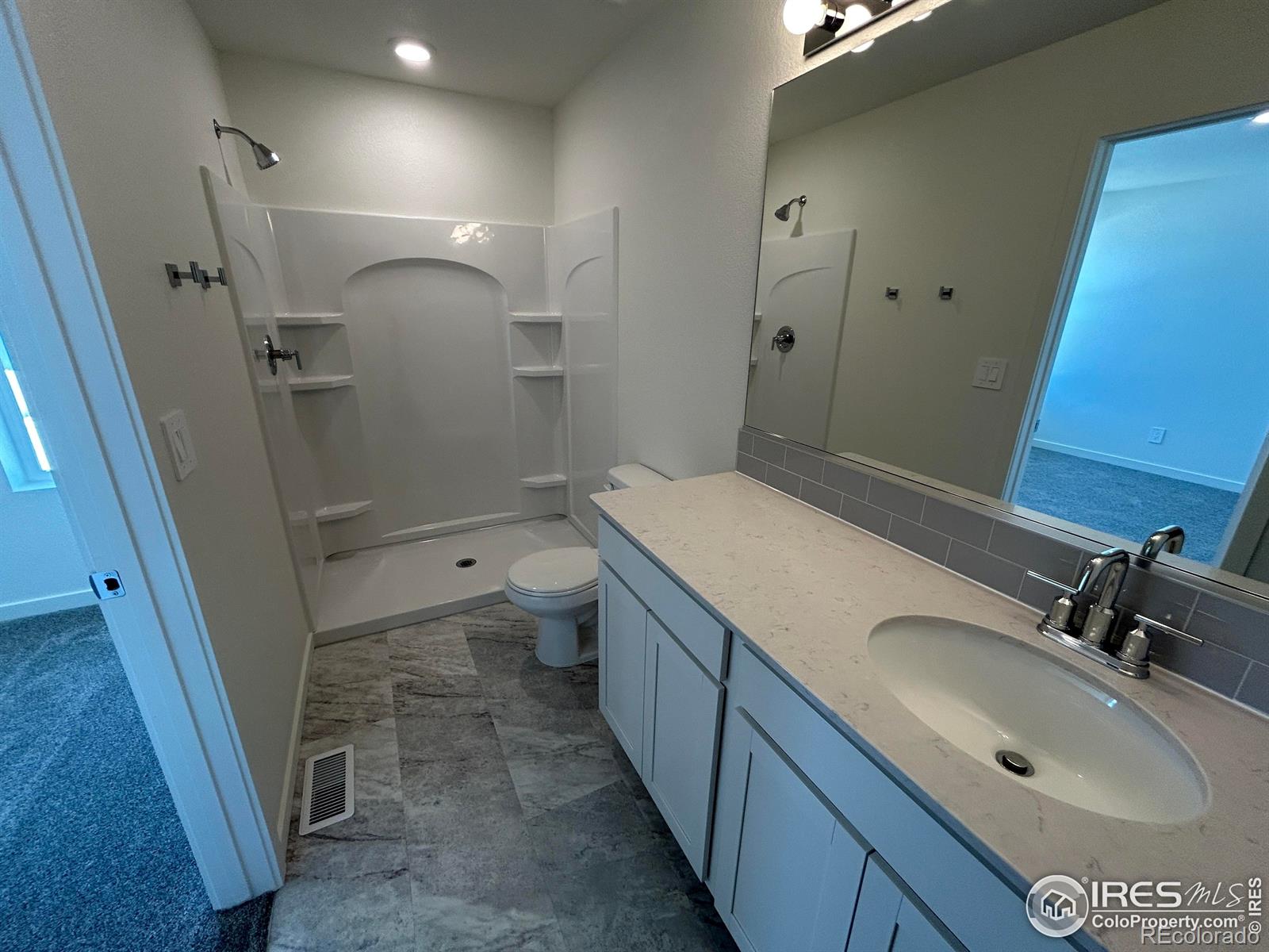 MLS Image #10 for 3917  kobuk street,evans, Colorado