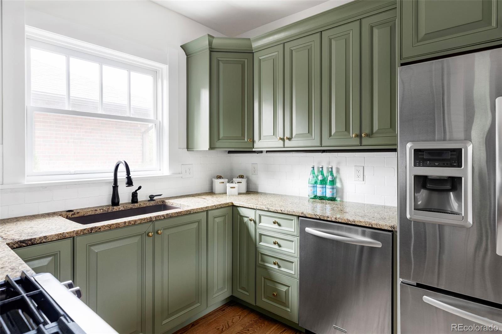 MLS Image #14 for 501 s ogden street,denver, Colorado