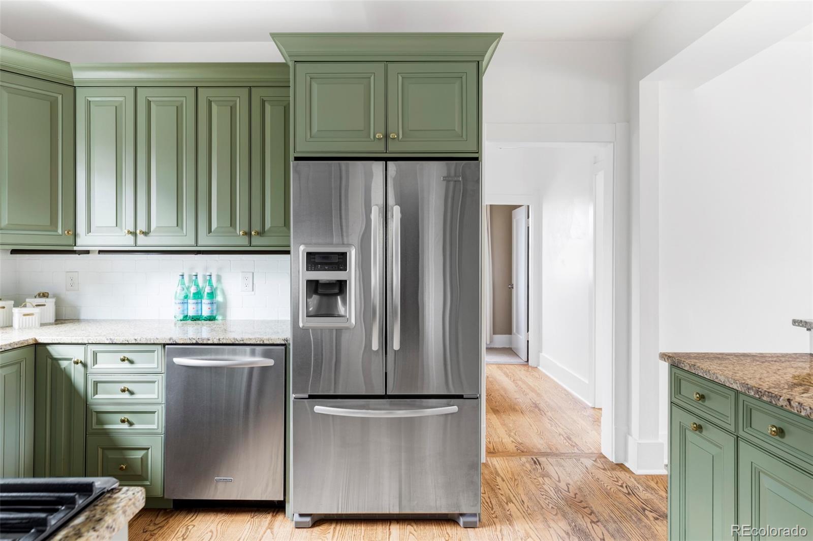MLS Image #17 for 501 s ogden street,denver, Colorado