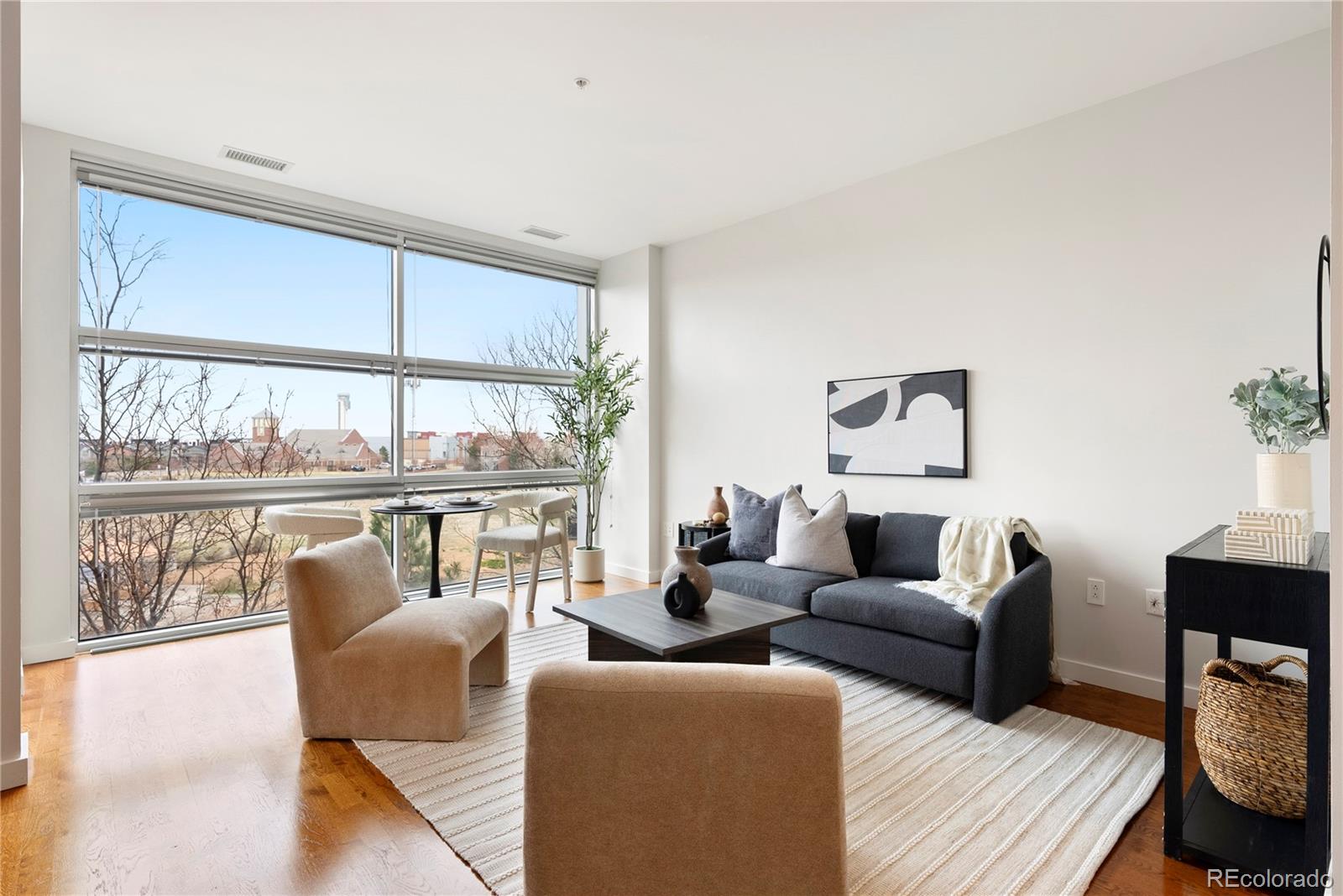 MLS Image #2 for 2958  syracuse street,denver, Colorado