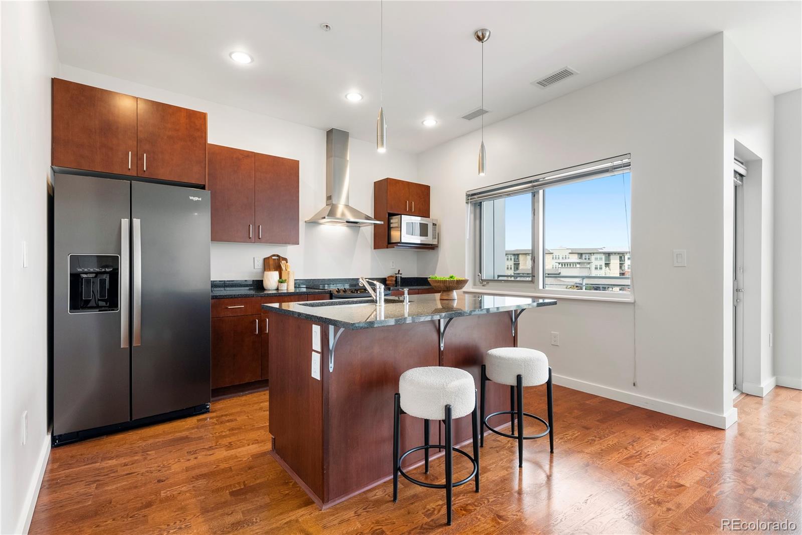 MLS Image #5 for 2958  syracuse street,denver, Colorado
