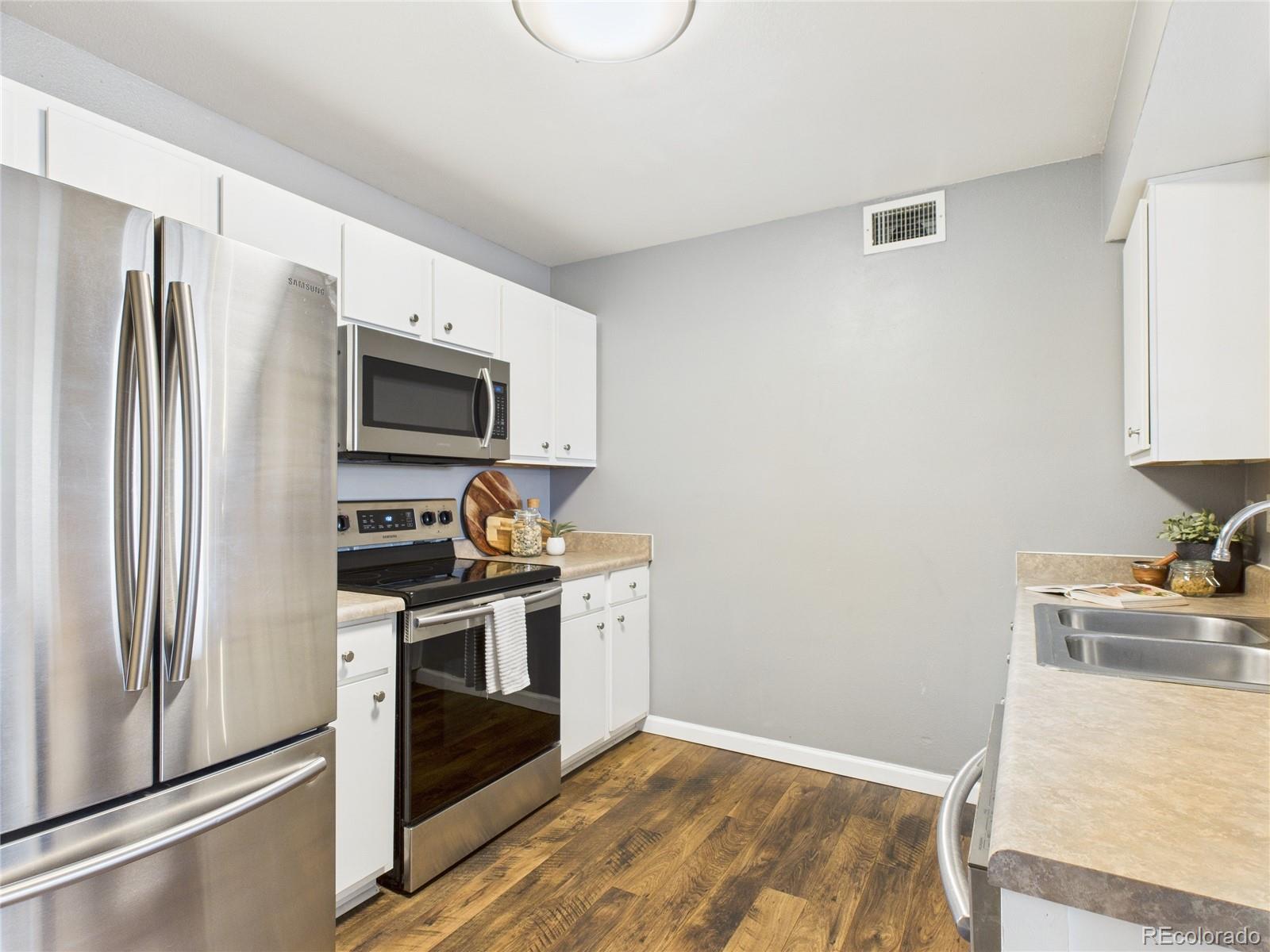 MLS Image #4 for 12912  ironstone way,parker, Colorado